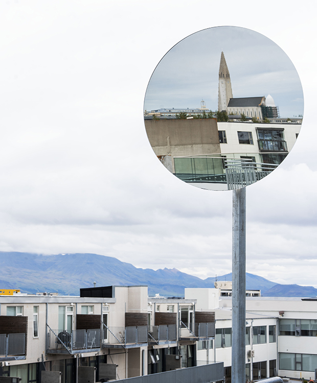 Ljósmynd af listaverkinu Ljóslífun við Skipholt 1.