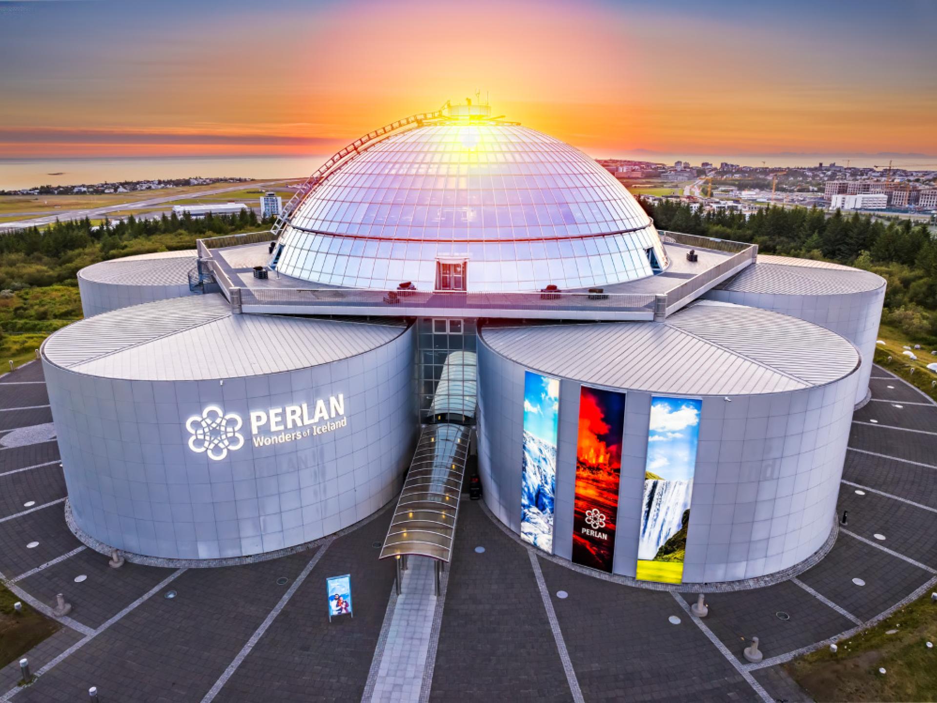 Perlan Íshellir Perlan í söluferli | Reykjavik