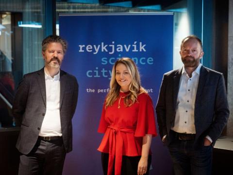 Dagur B. Eggertsson, Jarþrúður Ásmundsdóttir og Guðmundur Hafsteinsson á fundinum