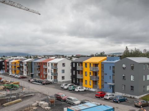 Íbúðir Bjargs við Hallgerðargötu á Kirkjusandi.