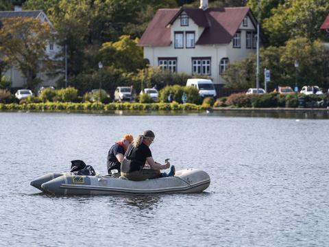 Sýnataka á Tjörninni.