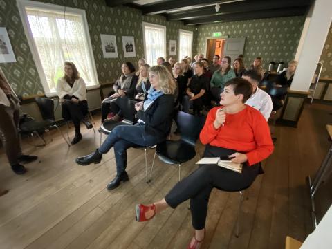 Nokkur fjöldi fólks var viðstaddur fundinn