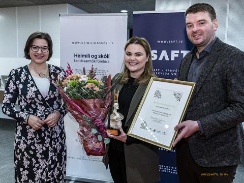 Íris Hrund Hauksdóttir náms- og starfsráðgjafi í Hólabrekkuskóla hlaut hvatningaverðlaun fagráðs gegn einelti hjá Menntamálastofnun