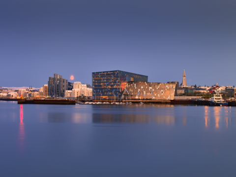 Tónlistarhúsið Harpa og nánasta umhverfi.