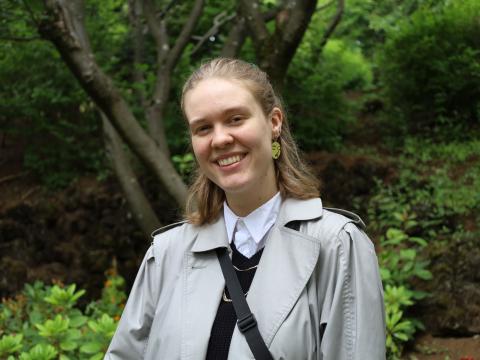 Hrafnhildur Emma Björnsdóttir, Hremma, rithöfundur og listakona, sem samdri jóladagatal Borgarbókasafnsins 2022