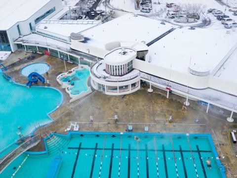 Laugardalslaug að vetri.