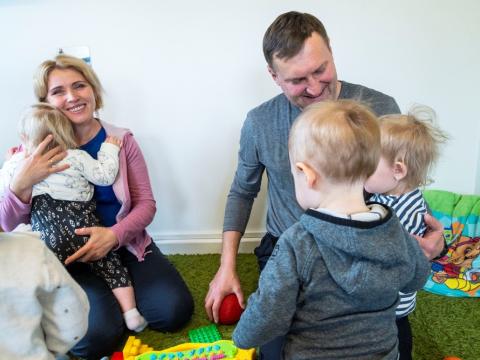 Dagforeldrar og börn.