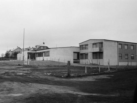 svarthvít mynd af vöggustofu Thorvaldsensfélagsins utanfrá