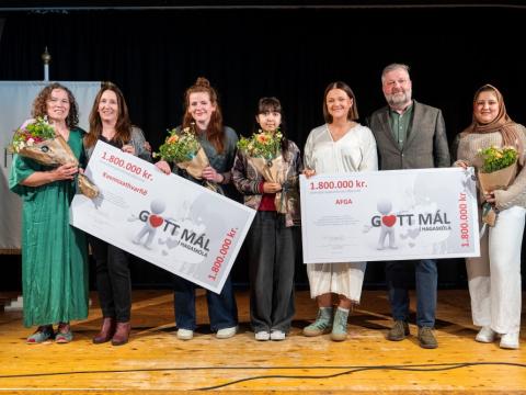 Presentation of funds raised.