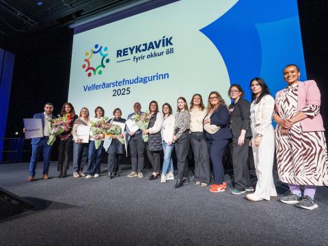 Welfare Council incentive award recipients with Welfare Council representatives. 