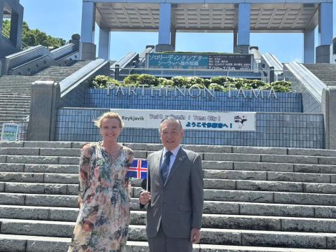 Mayor Heiða Björg Hilmisdóttir and Hiroyuki Abe, mayor of Tama City in Japan 