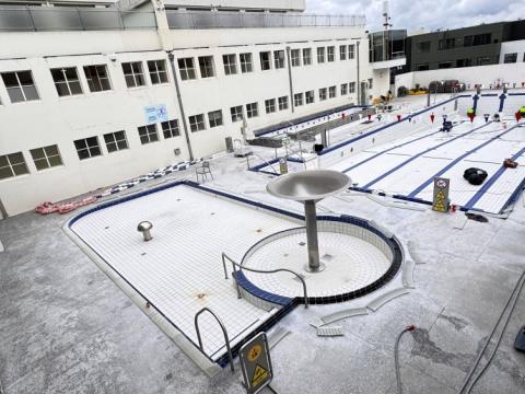 Repairs at Sundhöll Reykjavík Pool