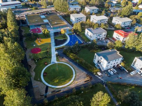 Aerial view of Brákarborg preschool on Kleppsvegur.