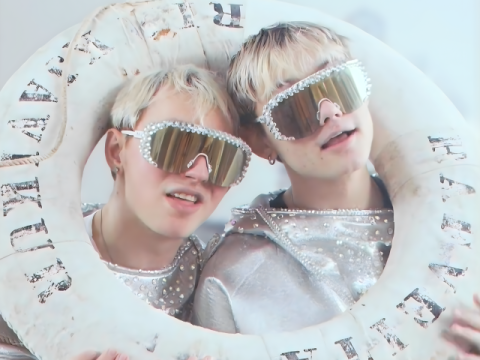 VÆB dúettinn skipaður bræðrunum Matthíasi og Hálfdán.