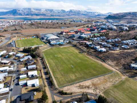 Loftmynd af íþróttasvæði Fjölnis í Grafarvogi