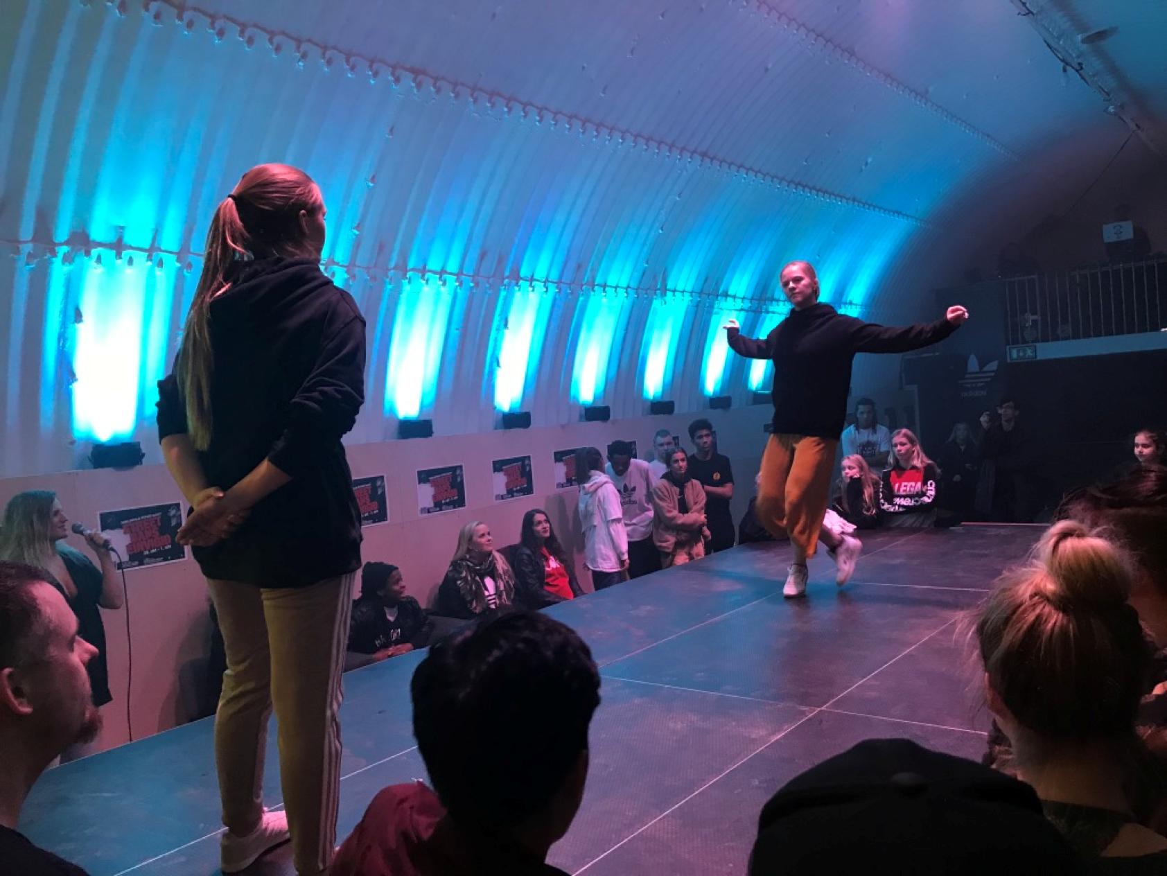 Í kartöflugeymslunum hafa verið haldnir ýmsir viðburðir. Þessi mynd var tekin á Street-dans einvígi Brynju Péturs.