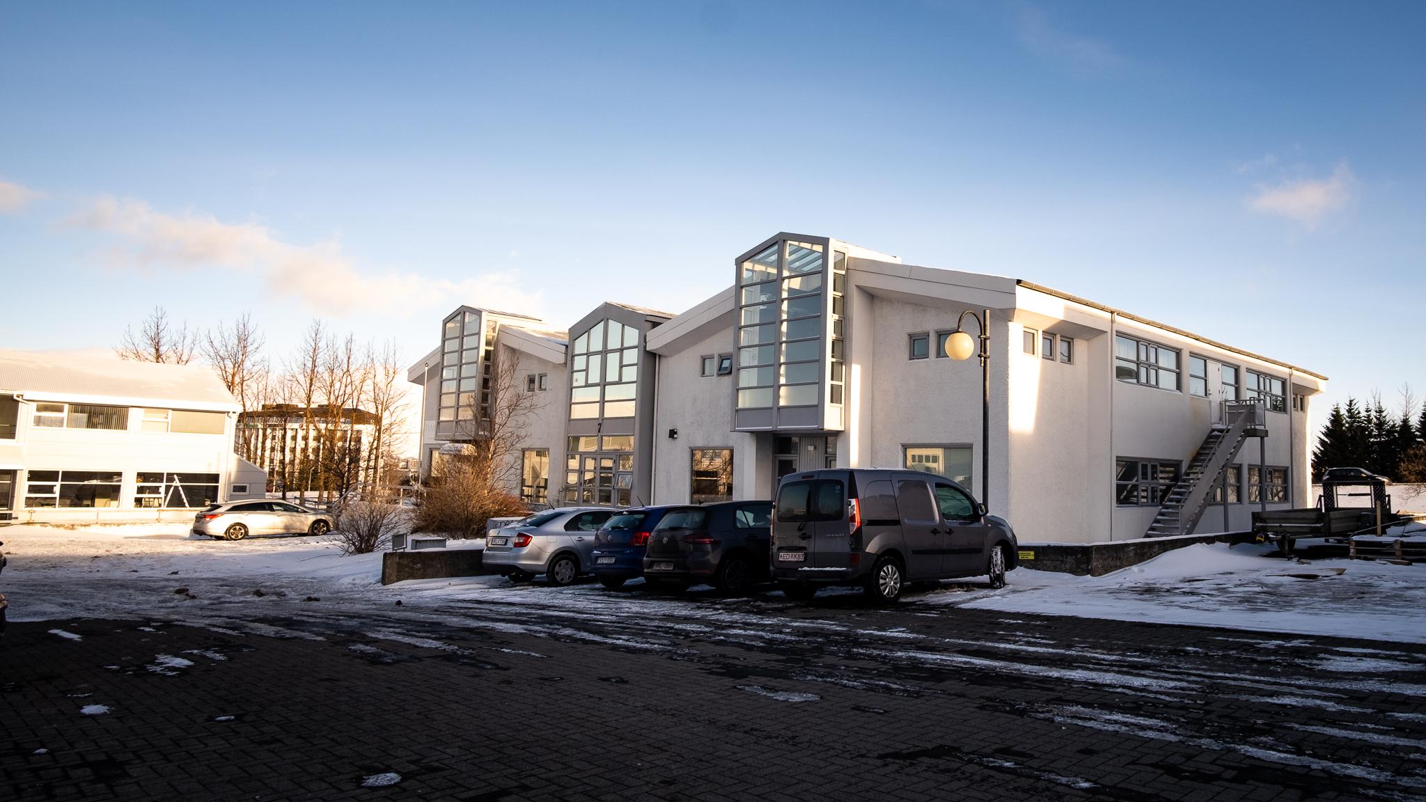 Húsnæði Tónhyls að utan við Stangarhyl 7.