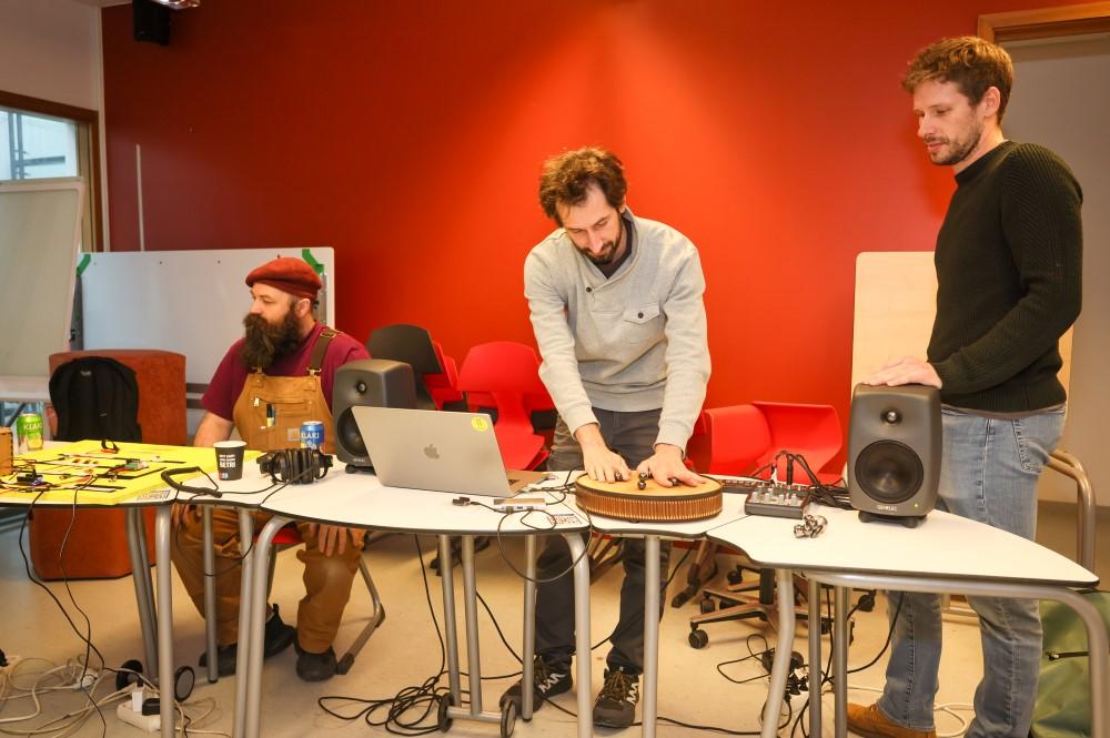 Stefnumót við gervigreind.