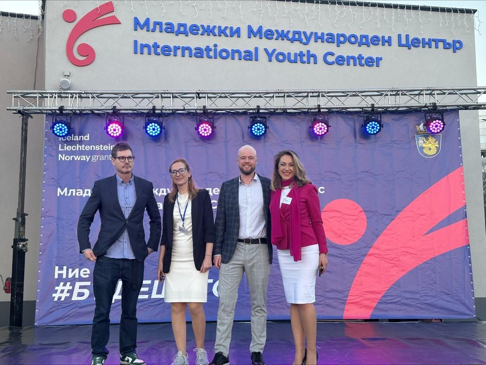 Opnun félagsmiðstöðvar í Burgas