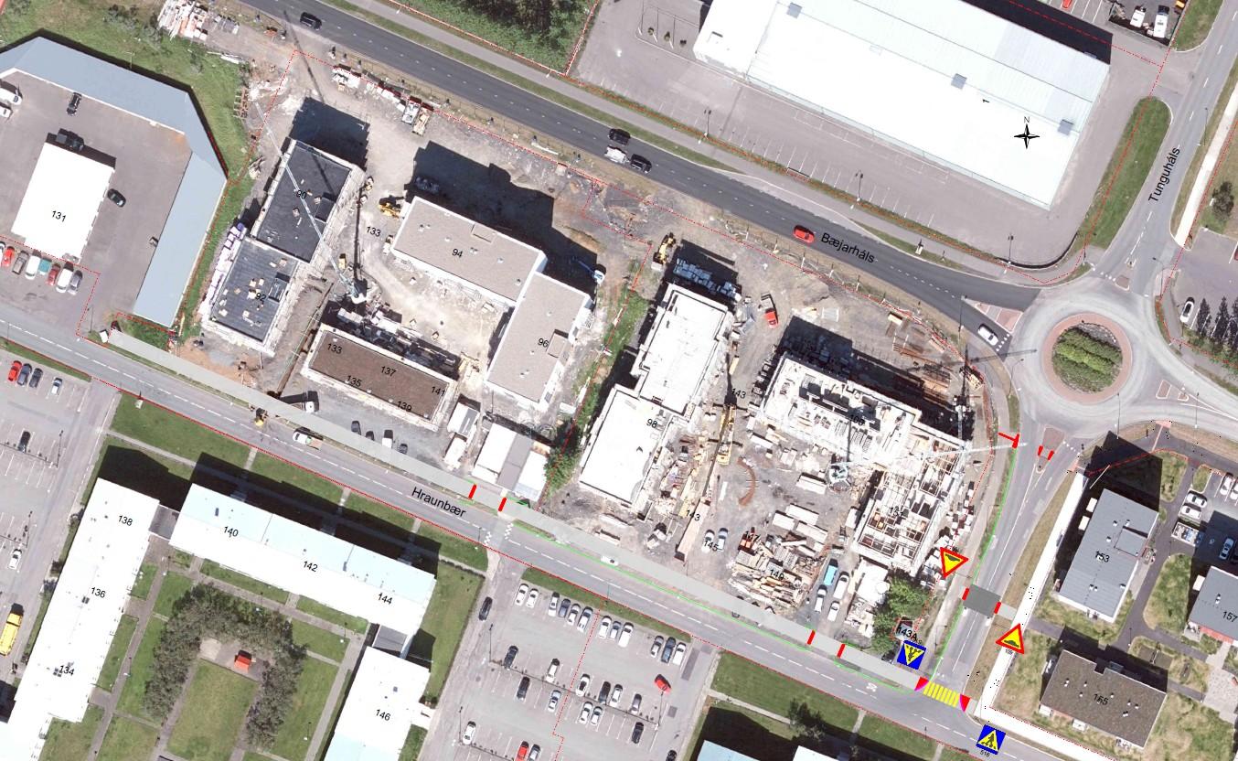 Hraunbær 131-151 yfirborðsfrágangur