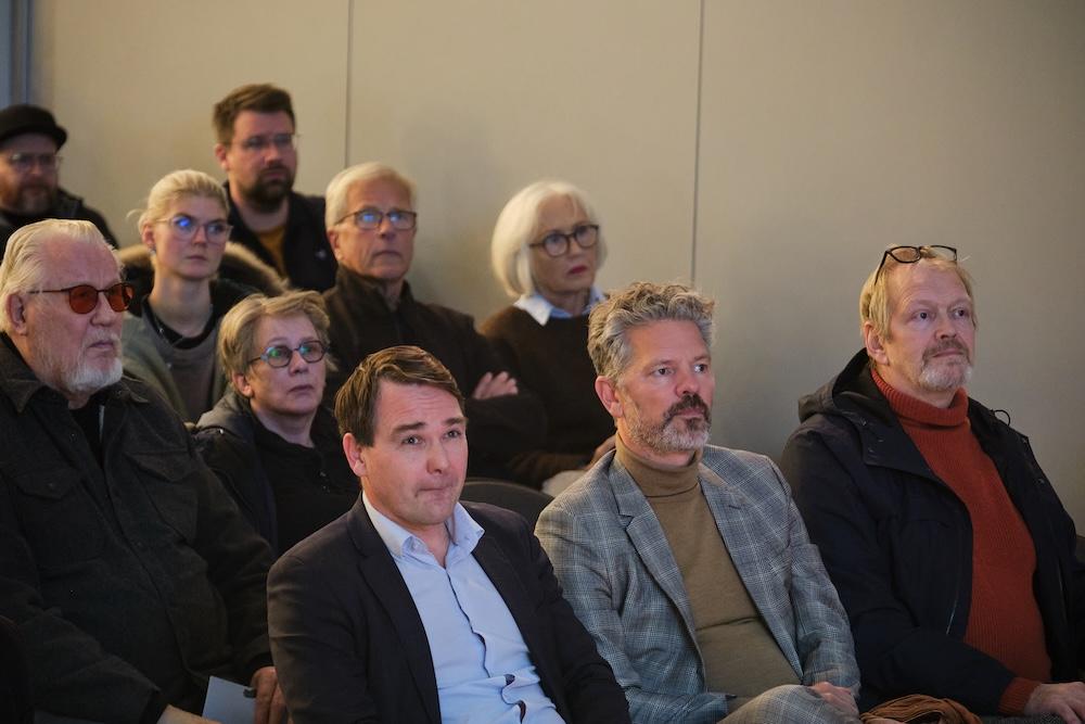 People at the meeting.