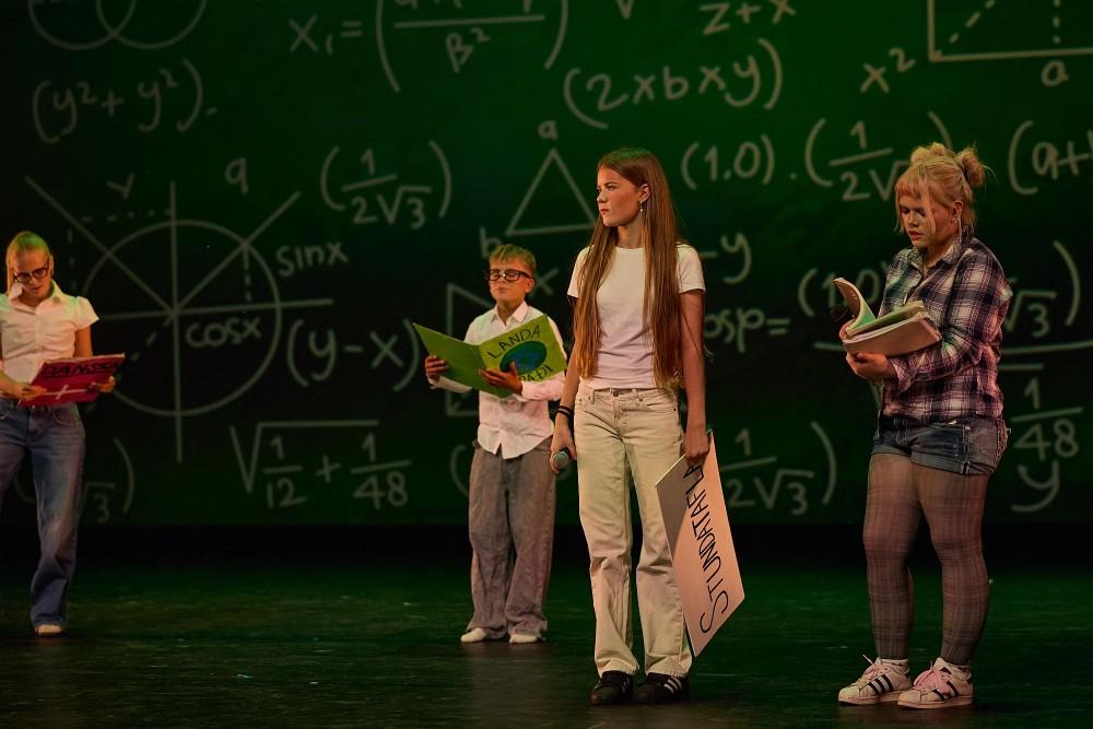 Atriði Réttarholtsskóla í Skrekk 2025