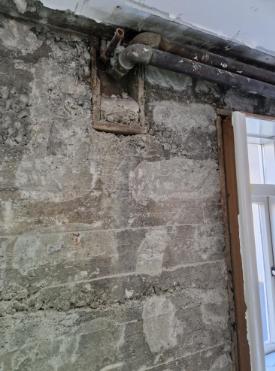 Gamlar lagnir í útvegg