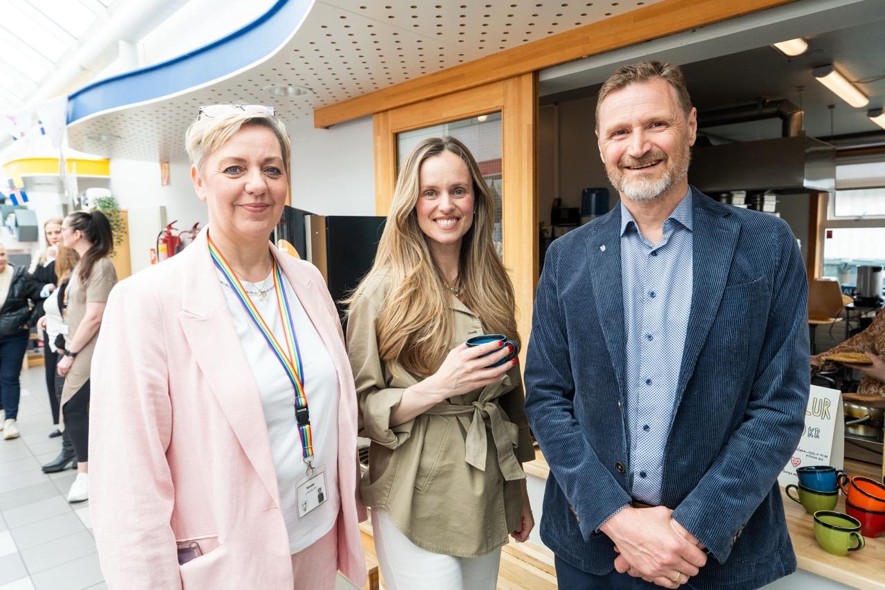 Særún Ármannsdóttir, preschool director; Hildur Björnsdóttir; and Steinn Jóhannsson, Director of the Department of Education &amp; Youth.