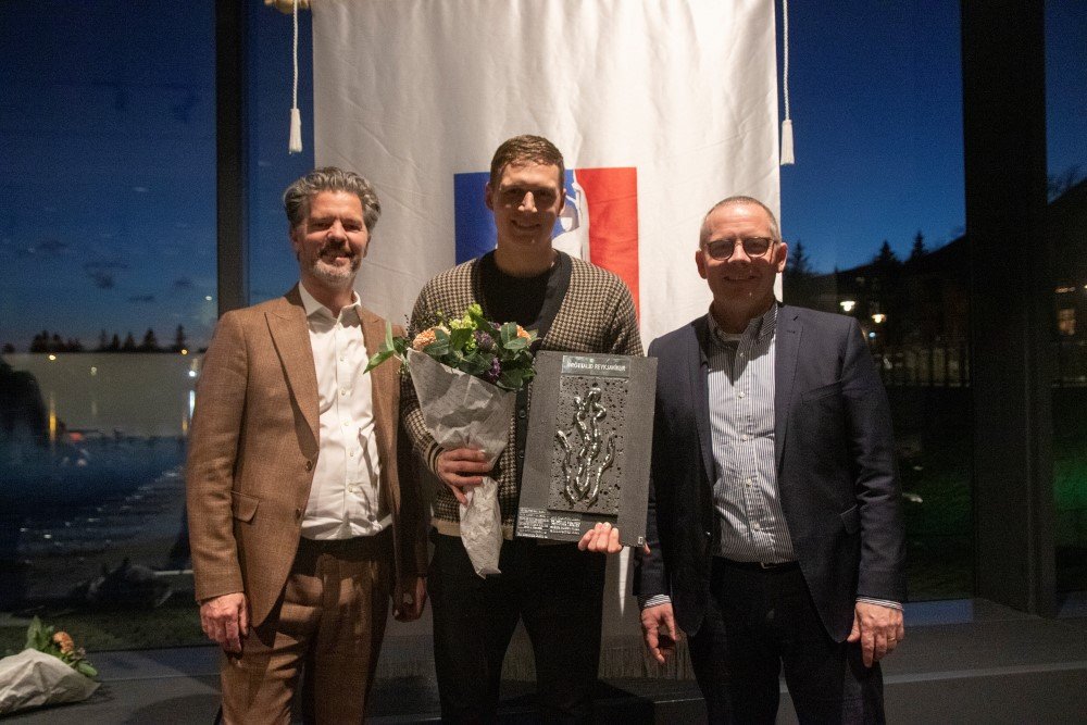 Dagur B. Eggertsson borgarstjóri, Alexander Örn Júlíusson fyrirliði Vals og Ingvar Sverrisson formaður IBR.
