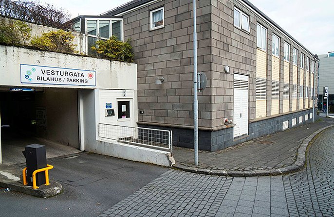 Vesturgata bílahús