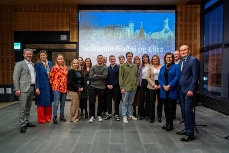 Opinber heimsókn forsetans til Reykjavíkur, hópmynd í Borgartúni.