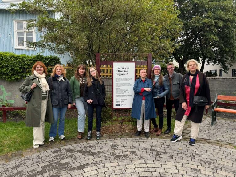 Elín og Kirstín Flygenring, Alda Björk Valdimarsdóttir, Arndís Lóa Magnúsdótttir, Eva Rún Snorradóttir, Sigurbjörg Þrastardóttir, Elías Rúni og Sigrún Úlfarsdóttir