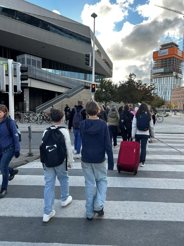 Reykjavík children on a trip in Aarhus. Walking across a crosswalk.