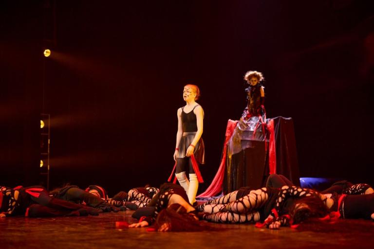 Atriði Fellaskóla í Skrekk 2025