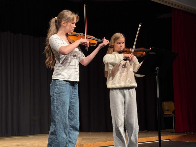 Photo from Hlíðaskóli's 70th anniversary