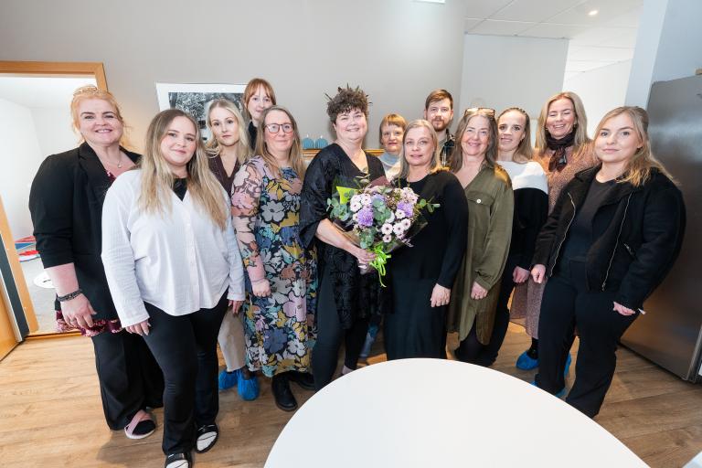 Hópmynd af starfsmönnum í Mánabergi. 