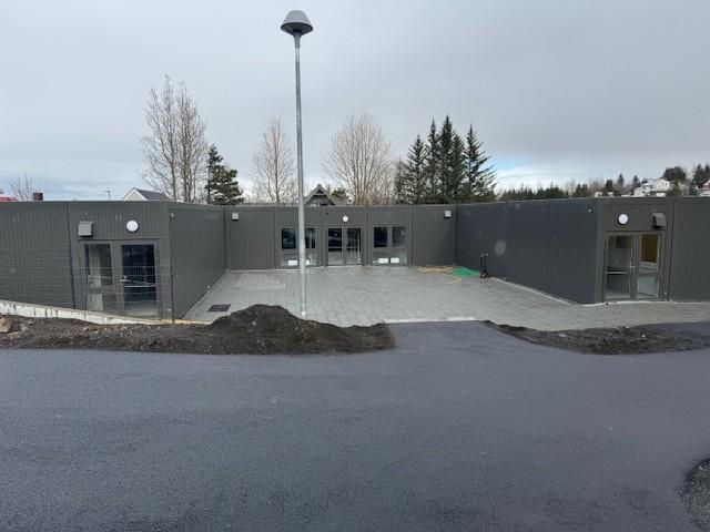 Unnið að frágangi og flutt inn fljótlega