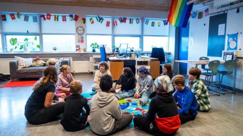 Students at Vesturbæjarskóli participating in the Shared Voices project during a lesson