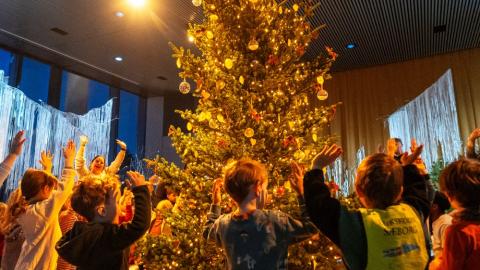 Christmas Forest opens at Reykjavík City Hall where preschool children met Grýla and Leppalúði and sang Christmas songs