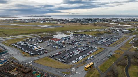 The new pick-up and drop-off point will have access from Vatnsmýrarvegur, above BSÍ.