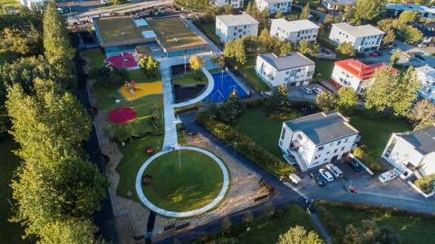 Loftmynd af leikskólanum Brákarborg við Kleppsveg.