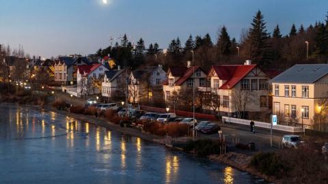 Við Reykjavíkurtjörn