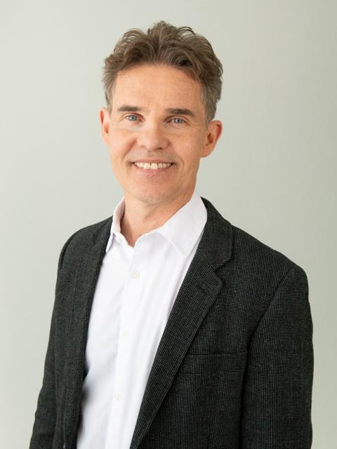 Skuli Helgason