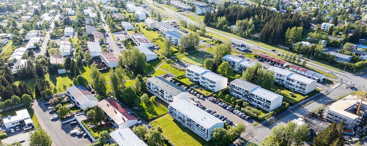 Loftmynd af Háaleiti og Bústöðum.